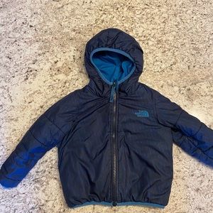 2T North face jacket—reversible!